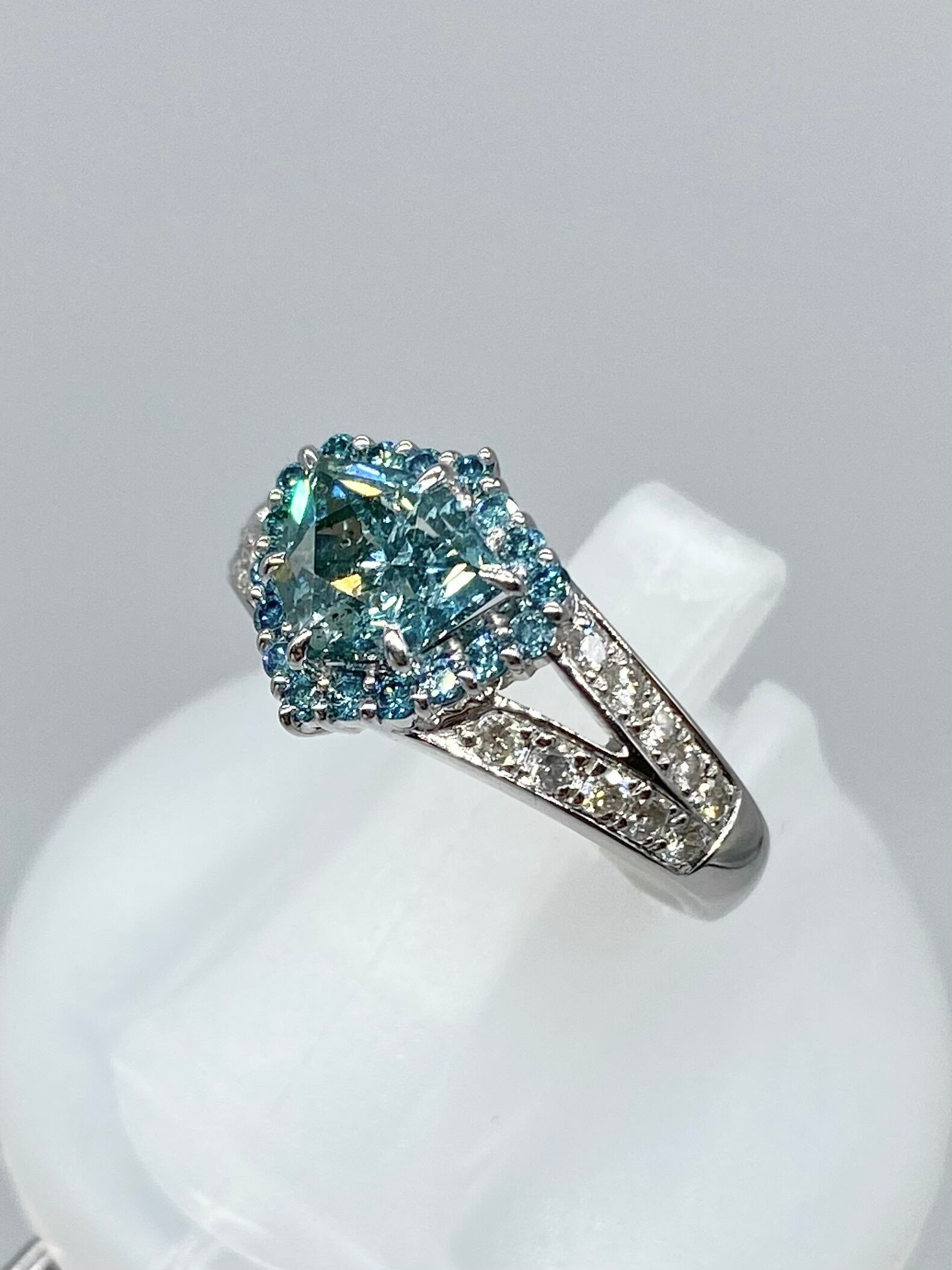 ブルー(トリート)ダイヤモンド 1.786ct / 計0.27ct / ダイヤモンド 計0.36ct Pt900 リング【リフレッシュメント(新品仕上げ・補修・洗浄等済)】【3日以内返品可(※カード/キャリア決済の場合)】【動画リンク Twitter/X】あり