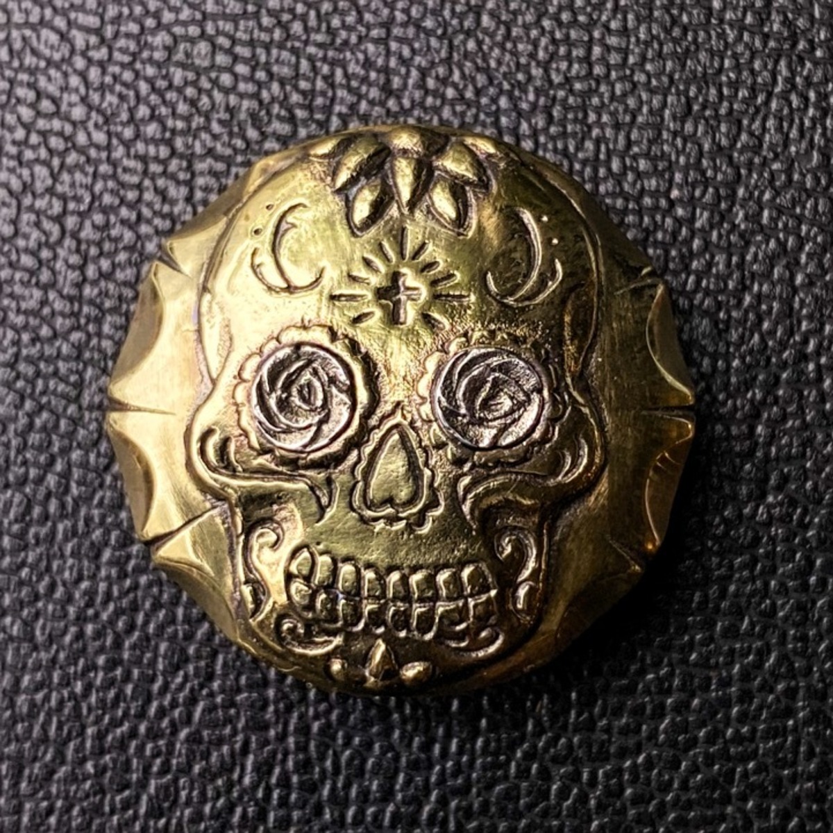 VOLUME + SILLY ESSENCE / CALAVERA CONCHO (BRASS) | VOLUME