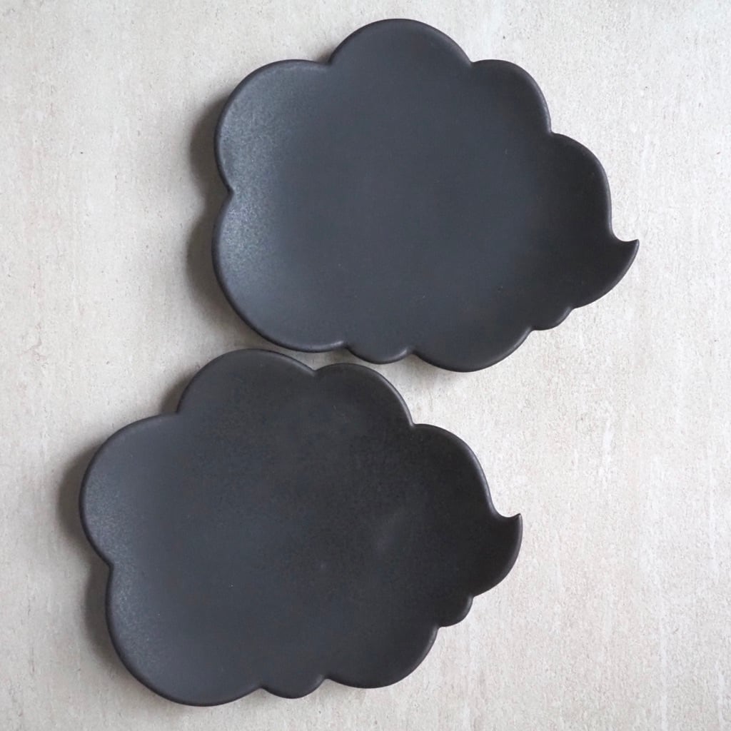 東 一仁/ウンリュウ小皿 black