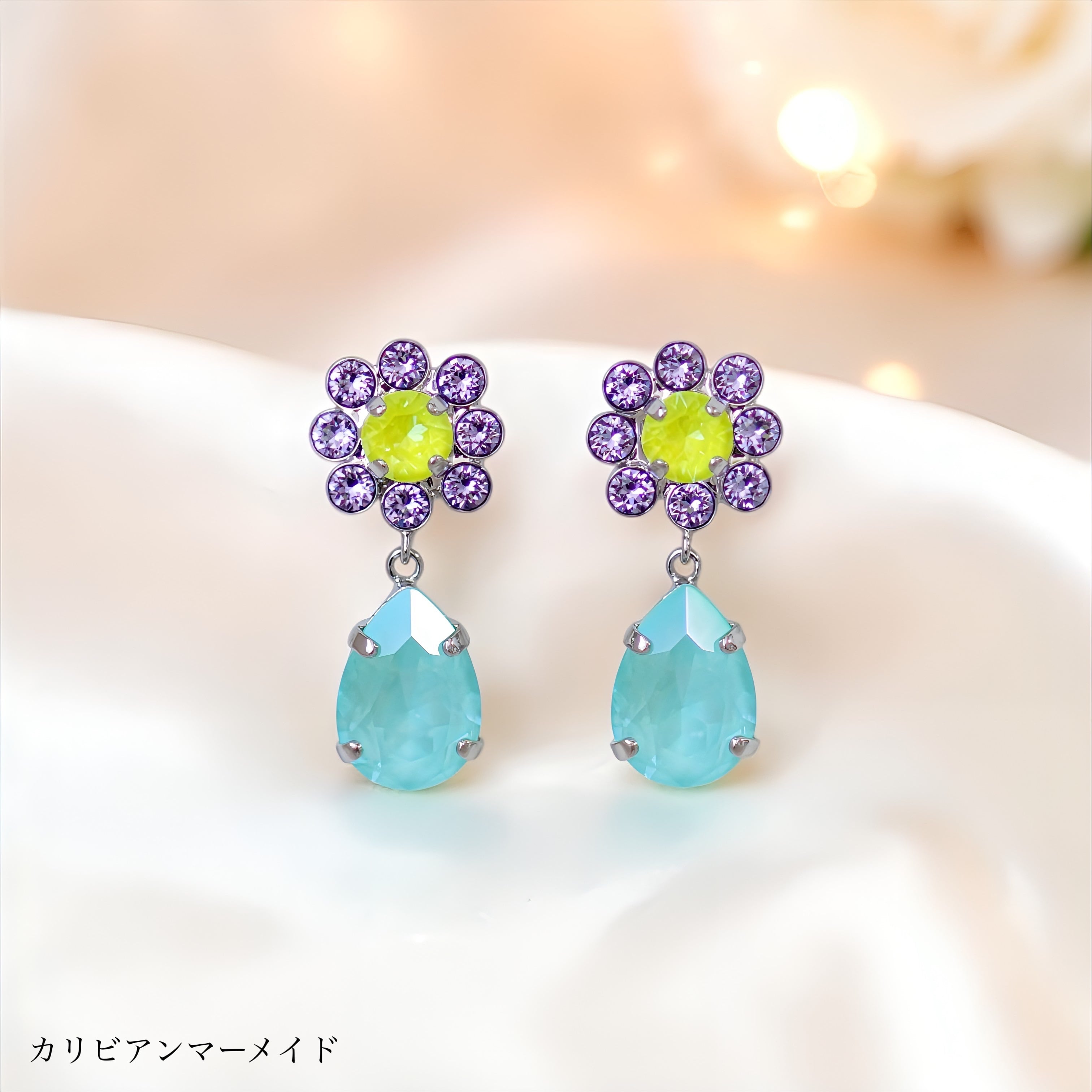 トロピカルフラワー ピアス | MAKI NUMOTO (マキ ヌモト