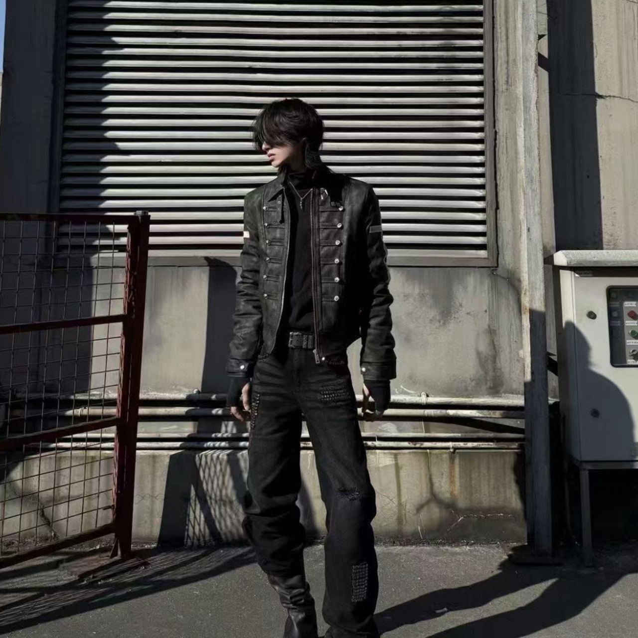 Cross Strap Zip Jacket　TB2567・画像3