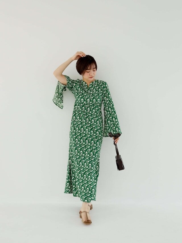bell sleeve slit onepiece | Katrin TOKYO bell sleeve slit onepiece | Katrin TOKYO