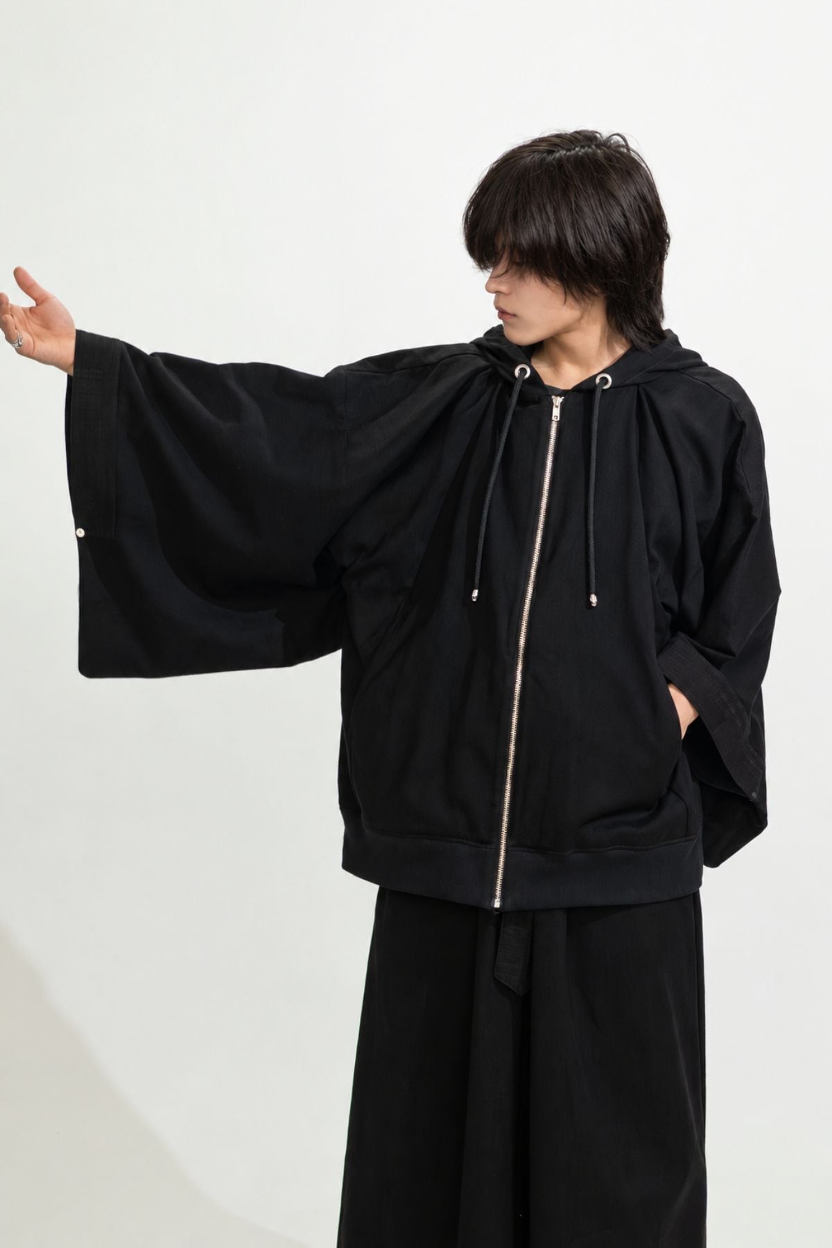 数量限定｜受注生産】漆黒を纏う、KIMONOパーカー “BLACK × 刺子