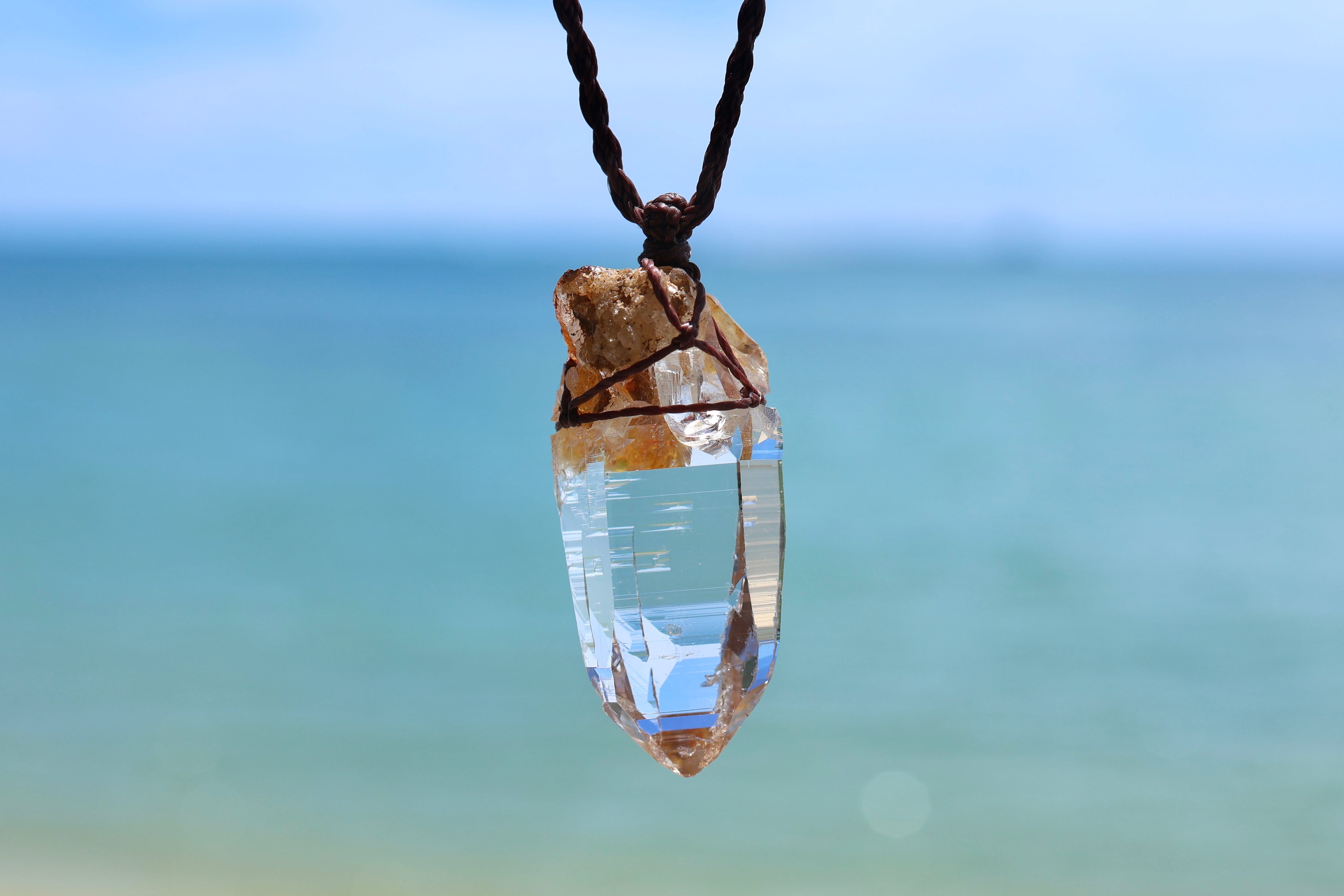 ヒマラヤ水晶アクセサリー | 石垣島の夜光貝アクセサリーと