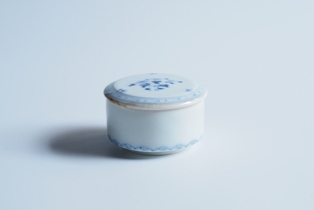 しのぎく蓋物　村山朋子