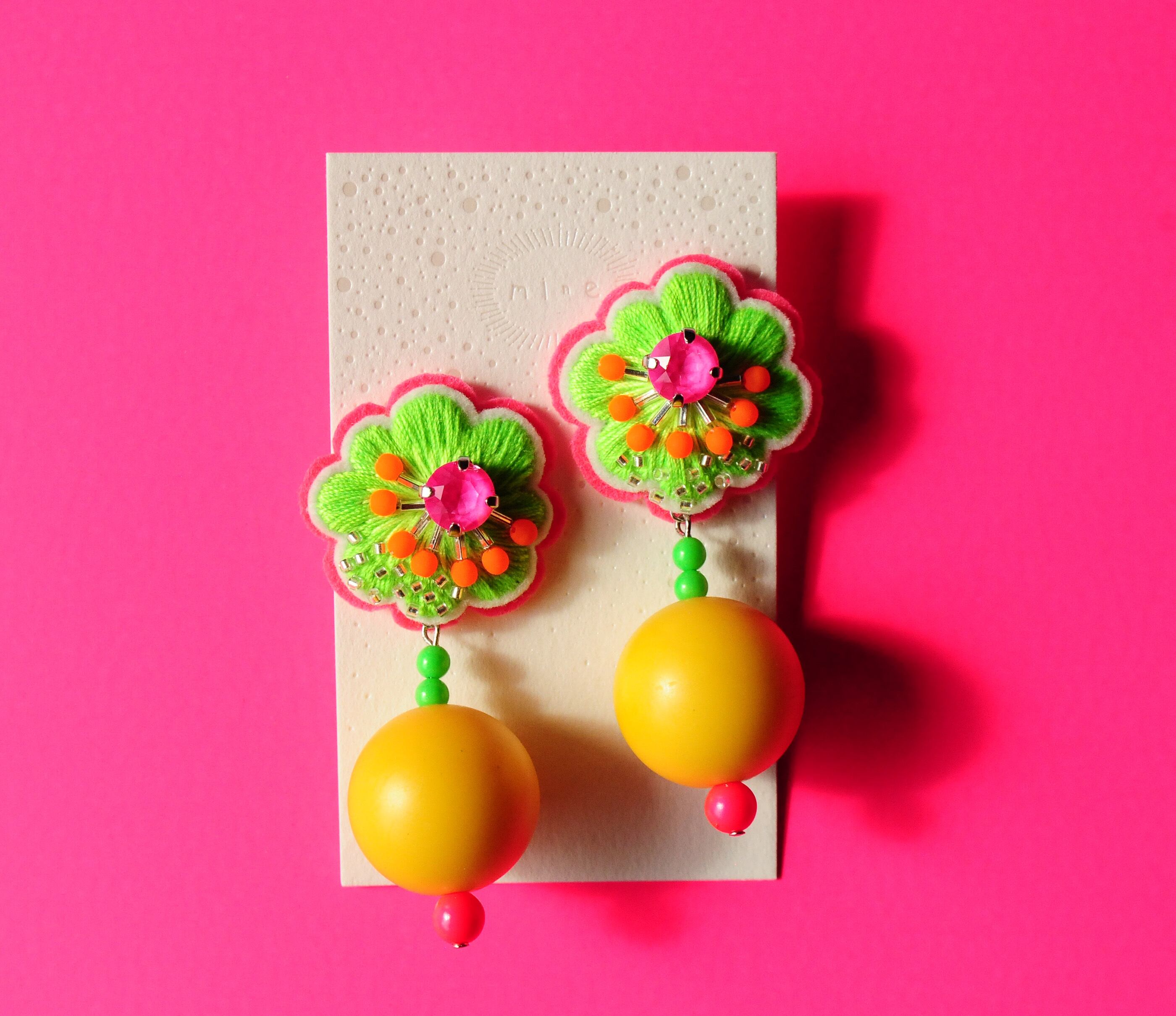 < No Name ~名前のない花~ >『 Neon Baloon 』イヤリングorピアス(サージカルステンレス)