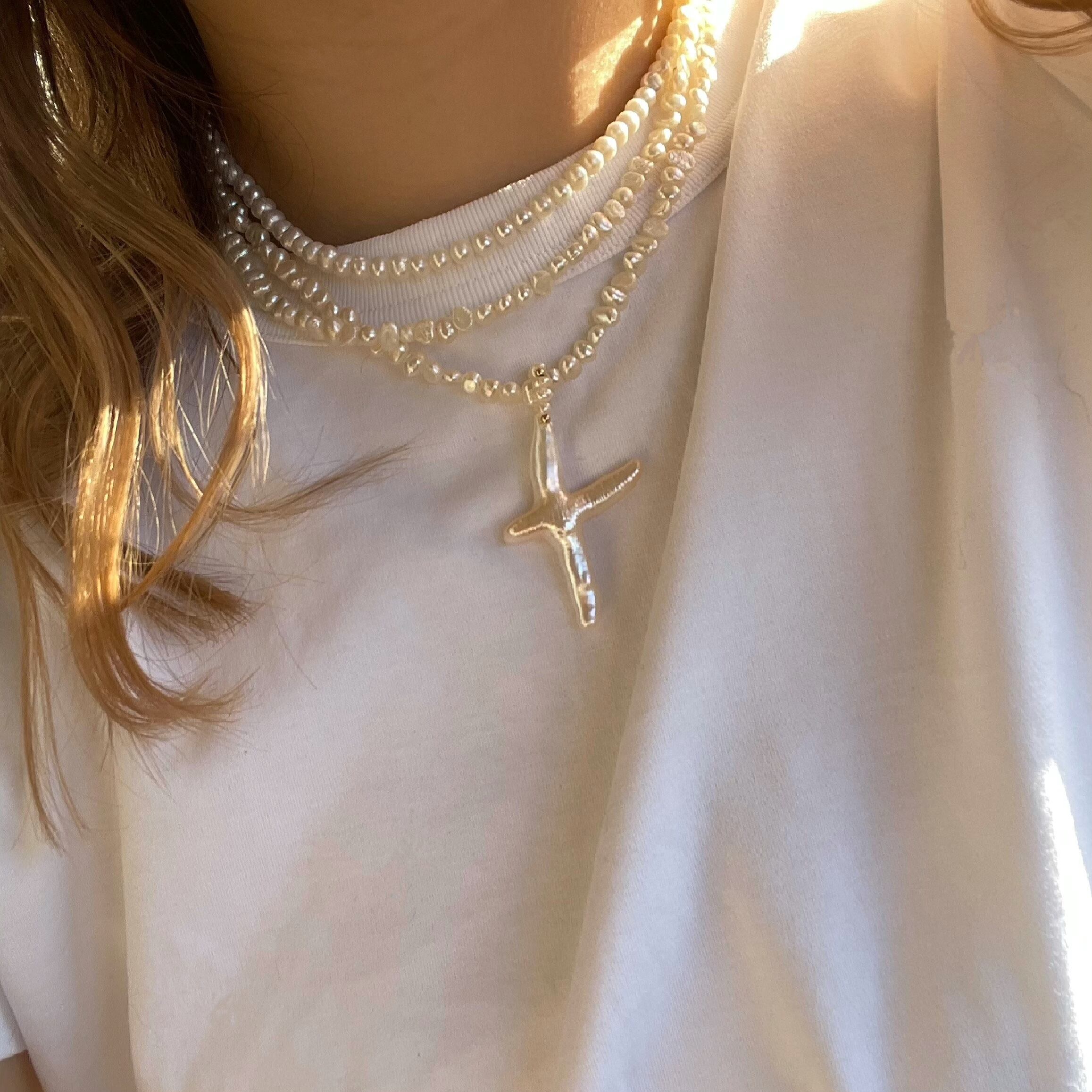 再入荷】 cross × pearl necklace / クロス×パールネックレス | navy