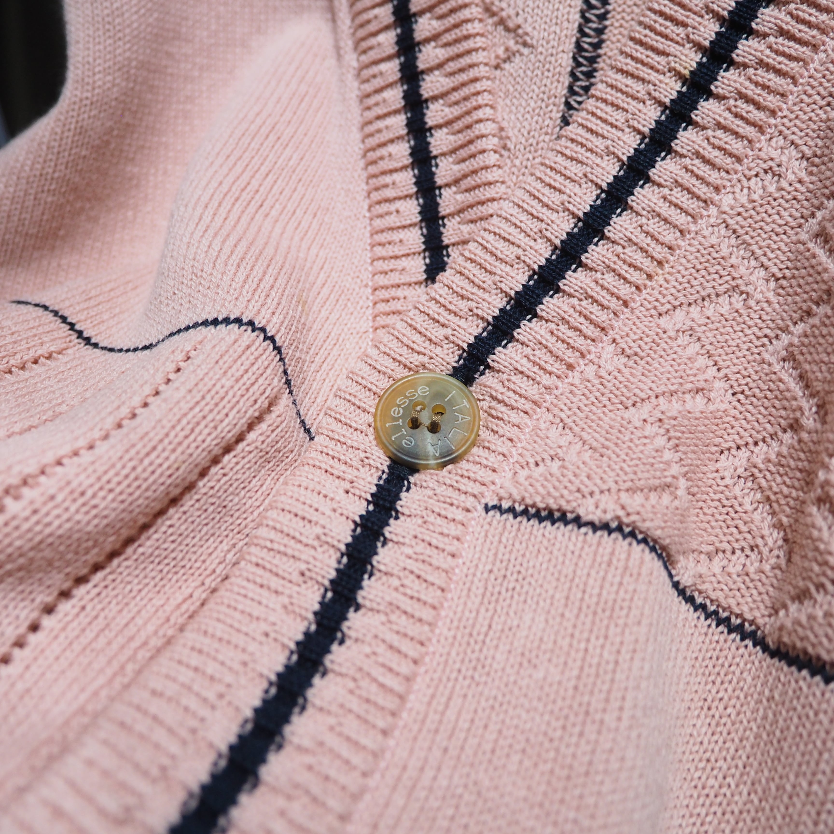 1990s " ellesse " Light pink color vintage loose knit vest