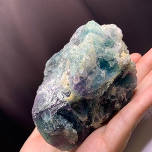 4.エンジェルフェザーフローライト原石クラスター