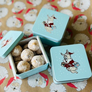 クリスマス クッキー缶  &  サンタバニーステッカー