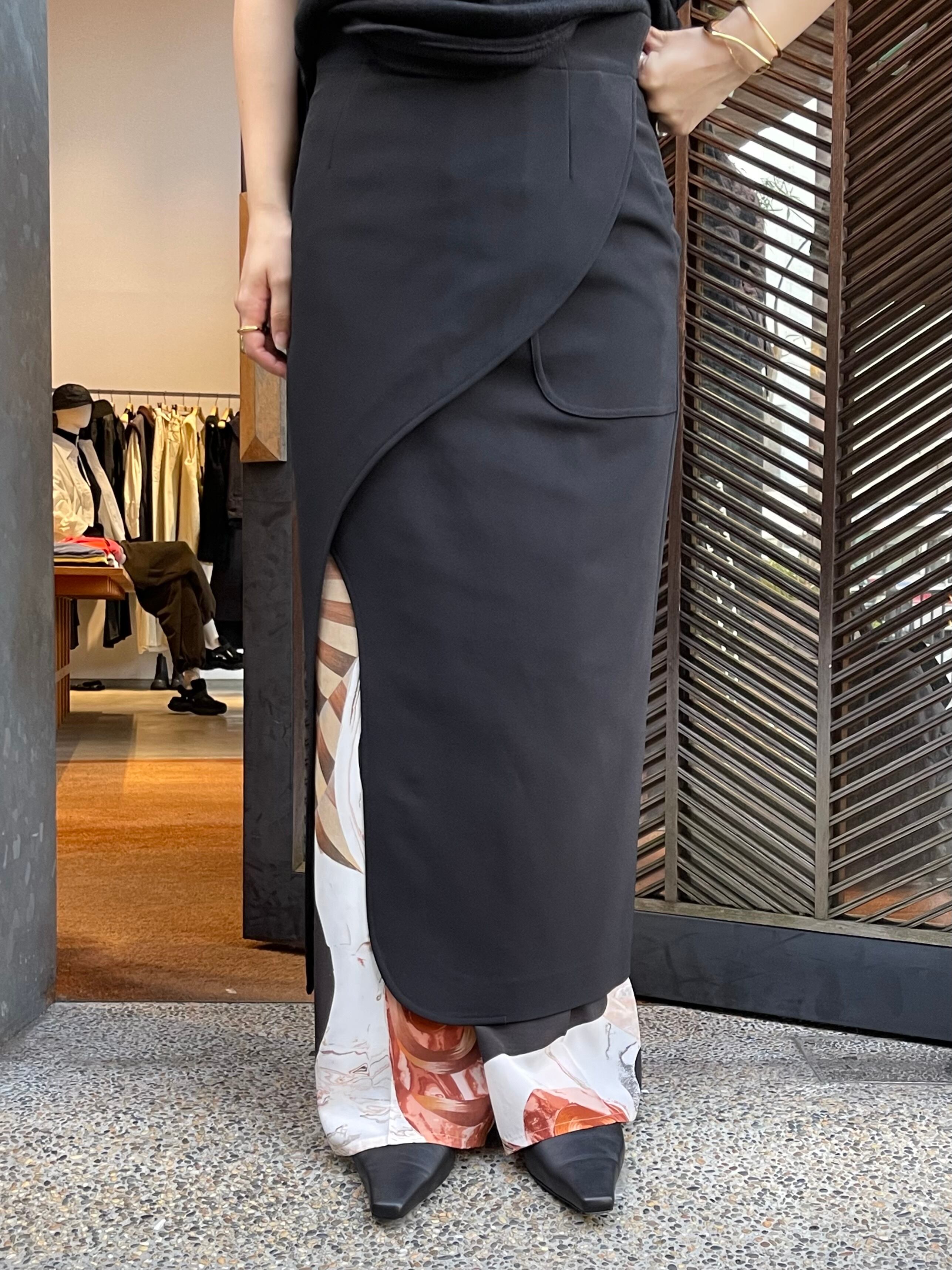 Mame Kurogouchi マメクロゴウチ / Acetate Polyester Curved Line  