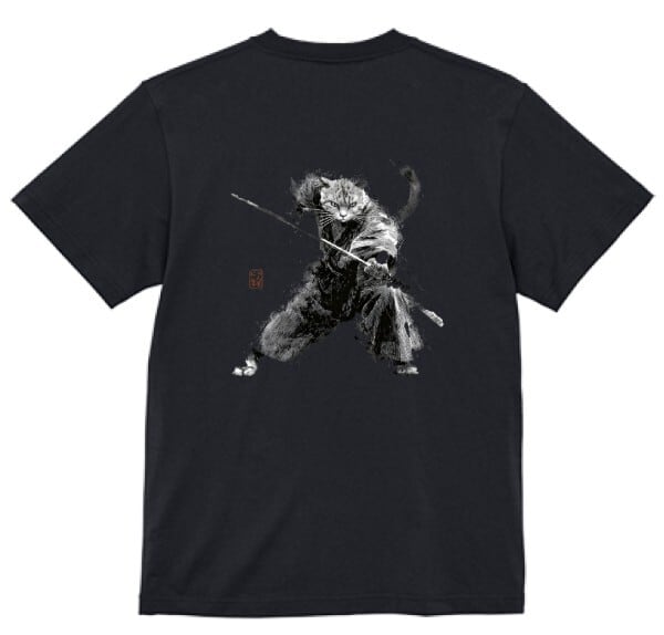 斬り結ぶ猫 ― 江戸墨線アート」Tシャツ 半袖 | にやん暦堂