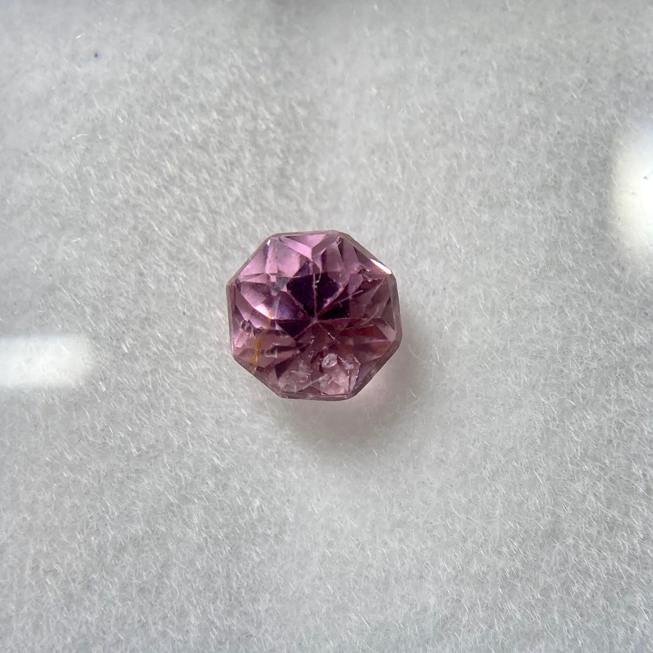 お花みたいなスピネル 訳あってお買い得2：約5.0mm　No.15