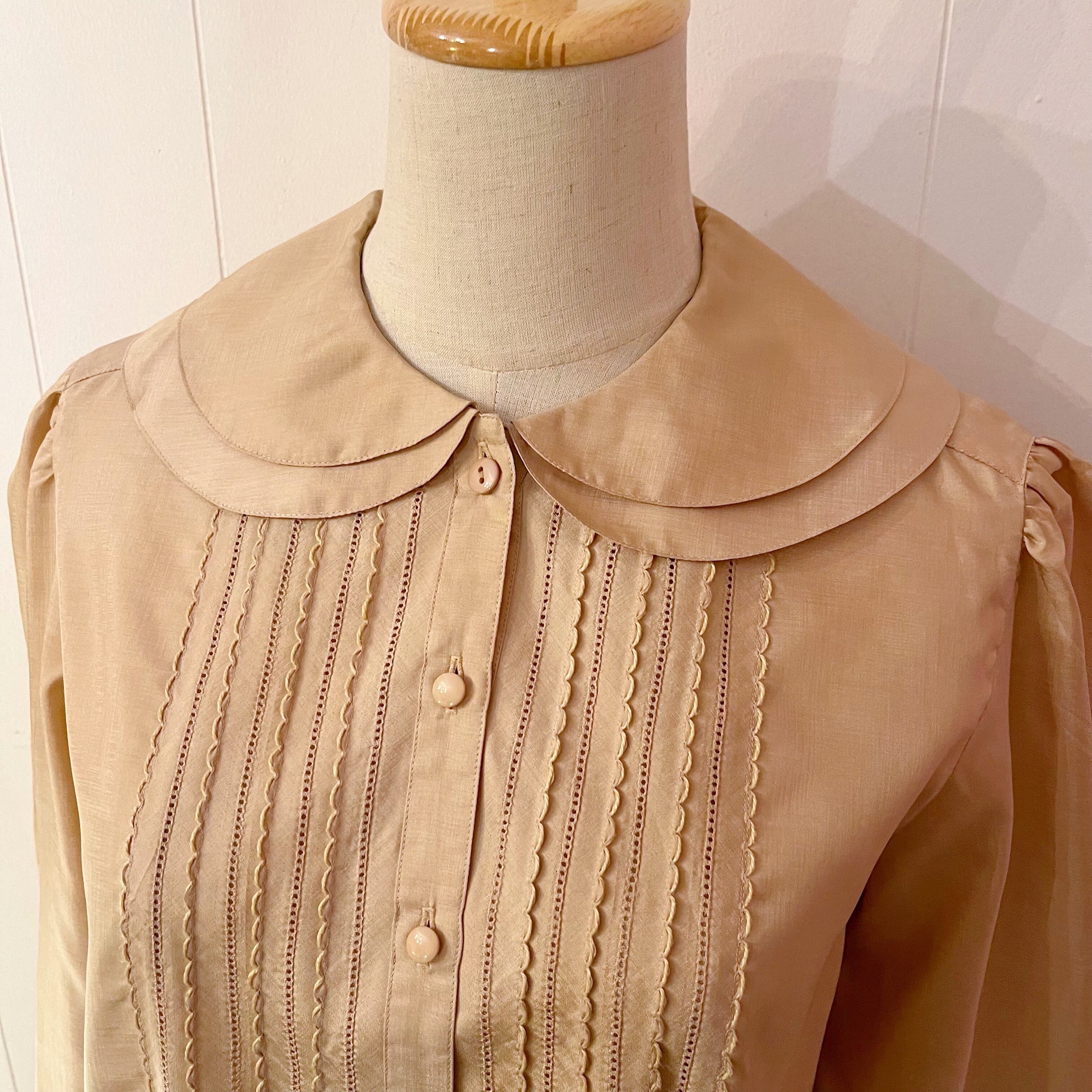 beige double collar blouse