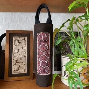 ワインバッグ６豪華刺繍ピンク円柱　持ち手しっかり　インテリア雑貨