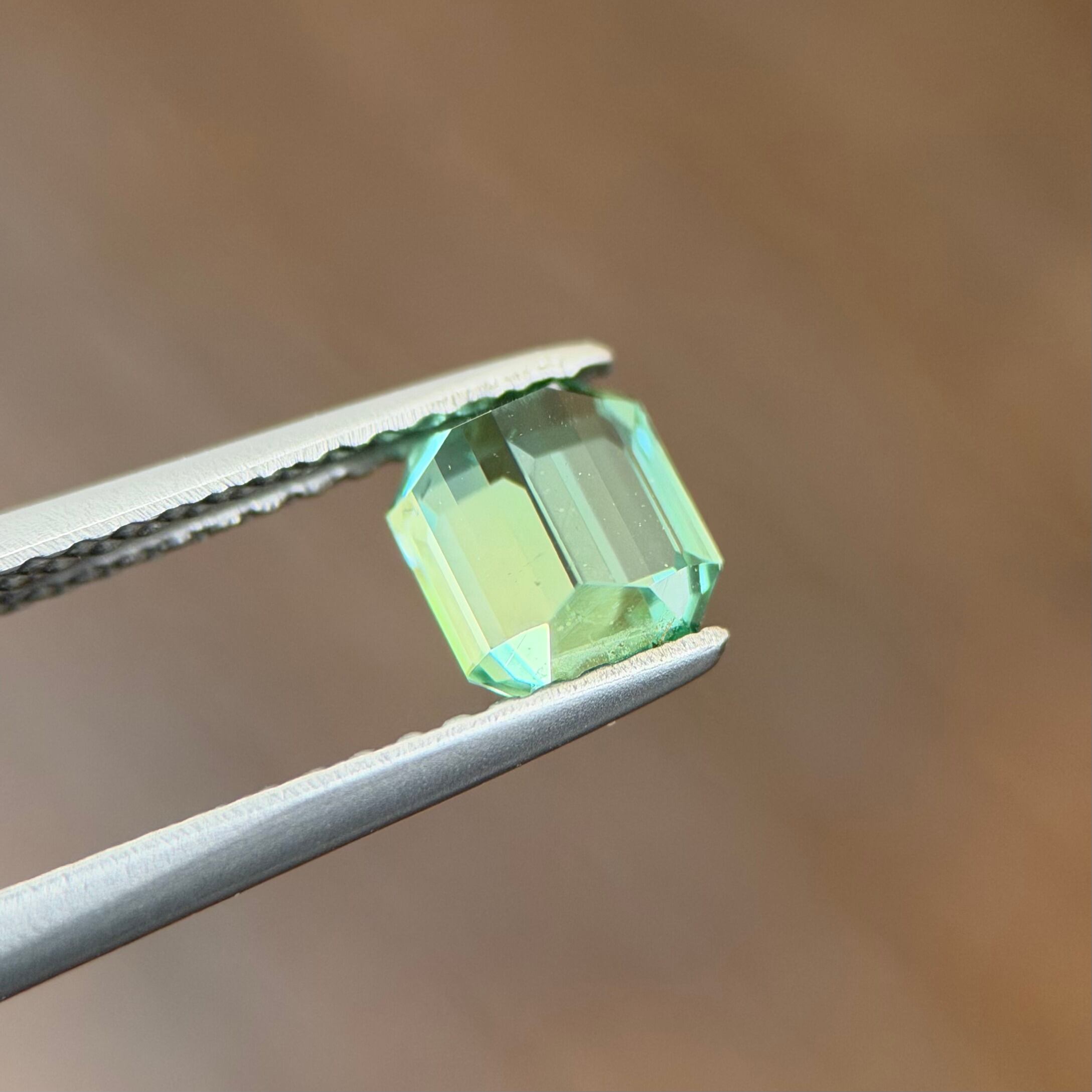 新春企画 [3] トルマリン 5.2x4.9mm, 0.79ct, アフガニスタン産