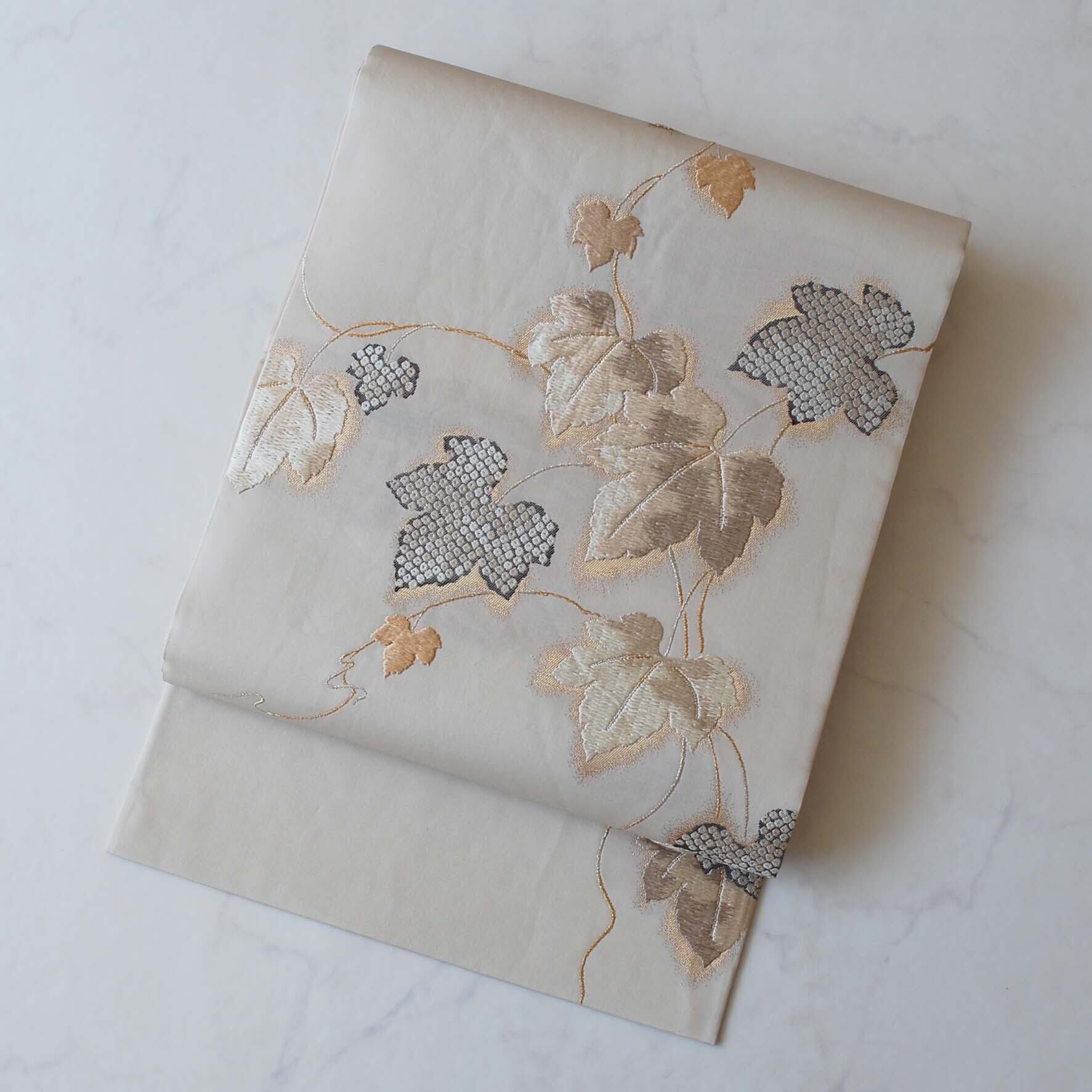 【ふくろ帯】加納幸謹製 蔦紋刺繍 洒落ふくろ帯