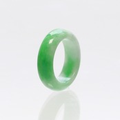 【12号】希少な鮮やかな緑がポイント！ 翡翠 甲丸リング A貨翡翠 jd_rg1822