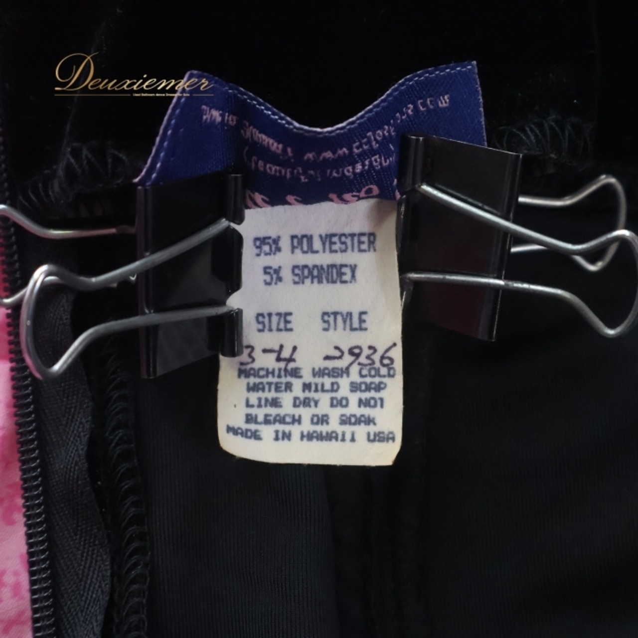 フラダンス 衣装 ワンピース ドレス ブラック系 u'ino! ハワイ製 ベロア ハワイアンプリント アロハ フラ ダンス レッスン 練習 花柄 植物柄 華やか かわいい おしゃれ 上品 高級感 ピンク系 黒 ピンク ゴールド系 金 フラダンス衣装 ドレススタイル ハワイアン柄 エレガントライン シンプルデザイン