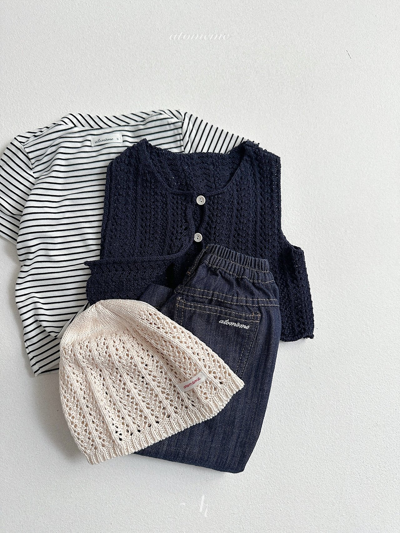 [atomeme] Coco Vest / [아토메메] 코코니트조끼