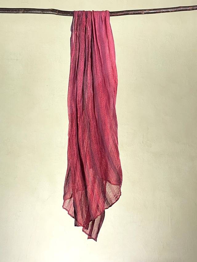 絹からみ織り布（ストール) ～深い赤～　Silk leno weaving cloth (scarf) ～dark red～
