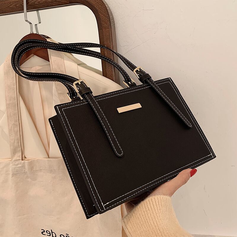 ワンショルダーショルダーバッグスタイルレッド スクウェア Tiancai_Wing_Bag74265004086