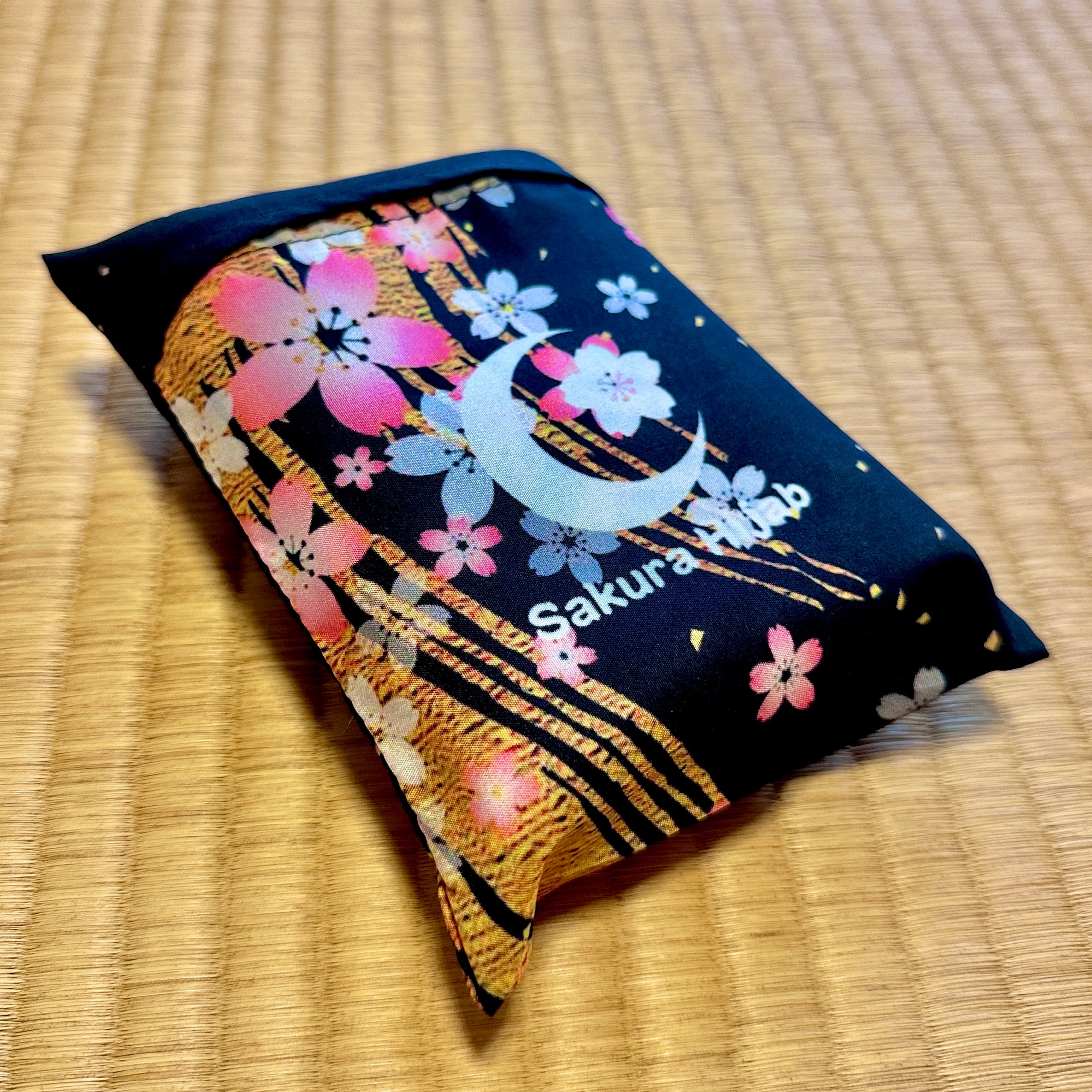 Black】Sakura Sajadah | Sakura Hijab