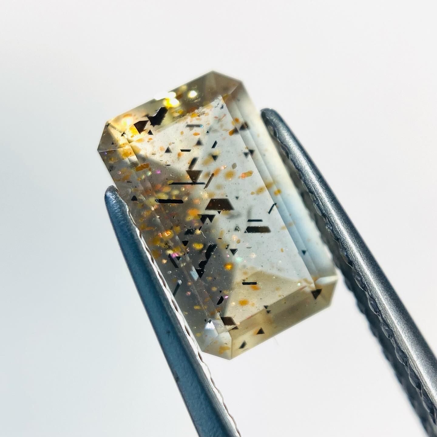 稀少♡レインボーラティスサンストーン2