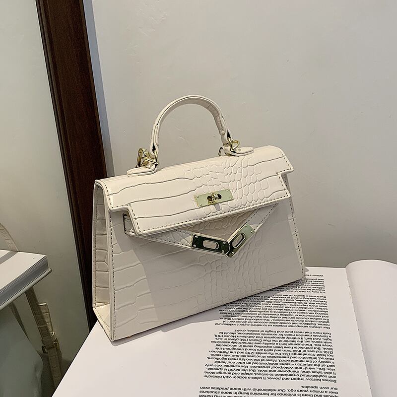 サマースタイル 夏物 メッセンジャーバッグ Tiancai_Wing_Bag44883753429