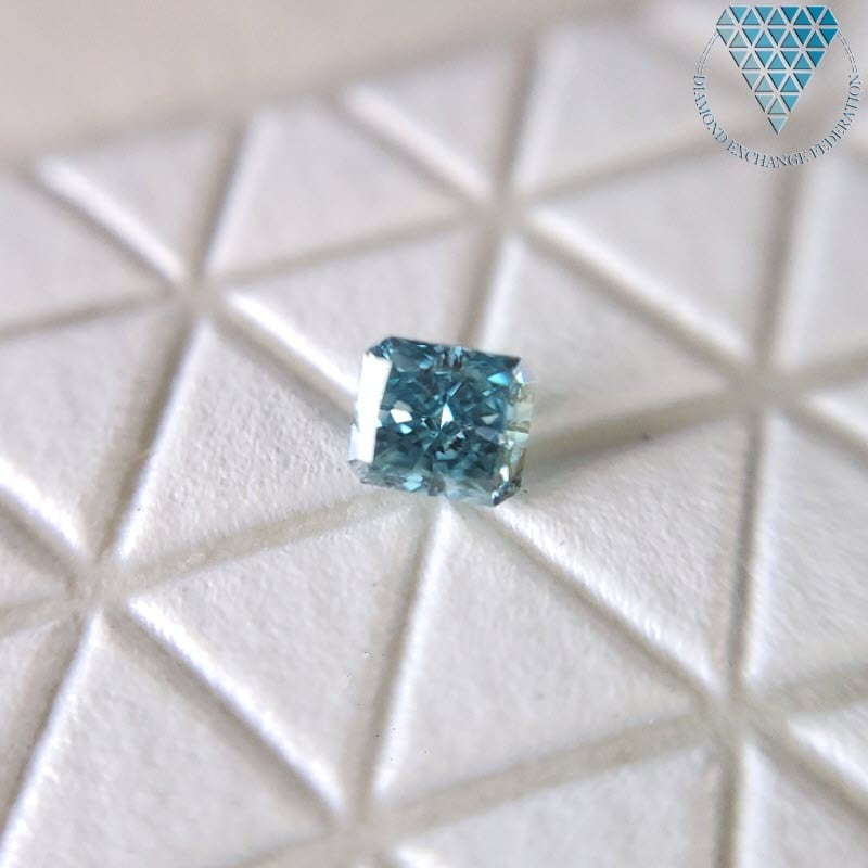 0.13 ct FANCY VIVID GREEN BLUE GIA 天然 グリーン ブルー ...