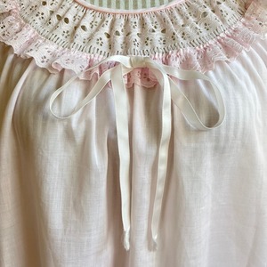 Pink lace frill ribbon night dress