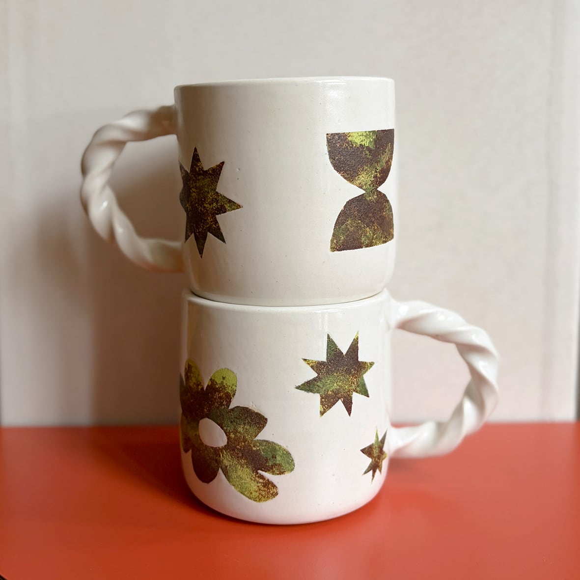 Jae Polgar camouflage flower+star mug