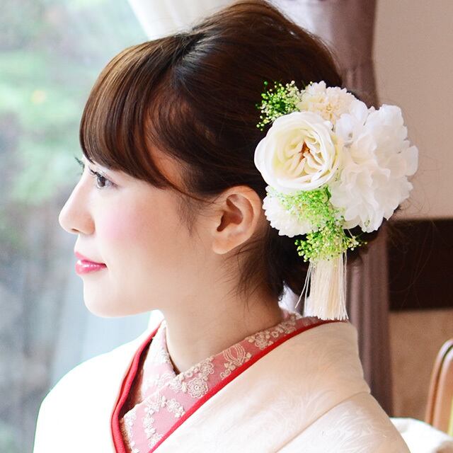 和装 髪飾り タッセル付きの花髪飾り2点セット ホワイト Wa009w 結婚式 成人式 Cha Cha 和の髪飾り専門店