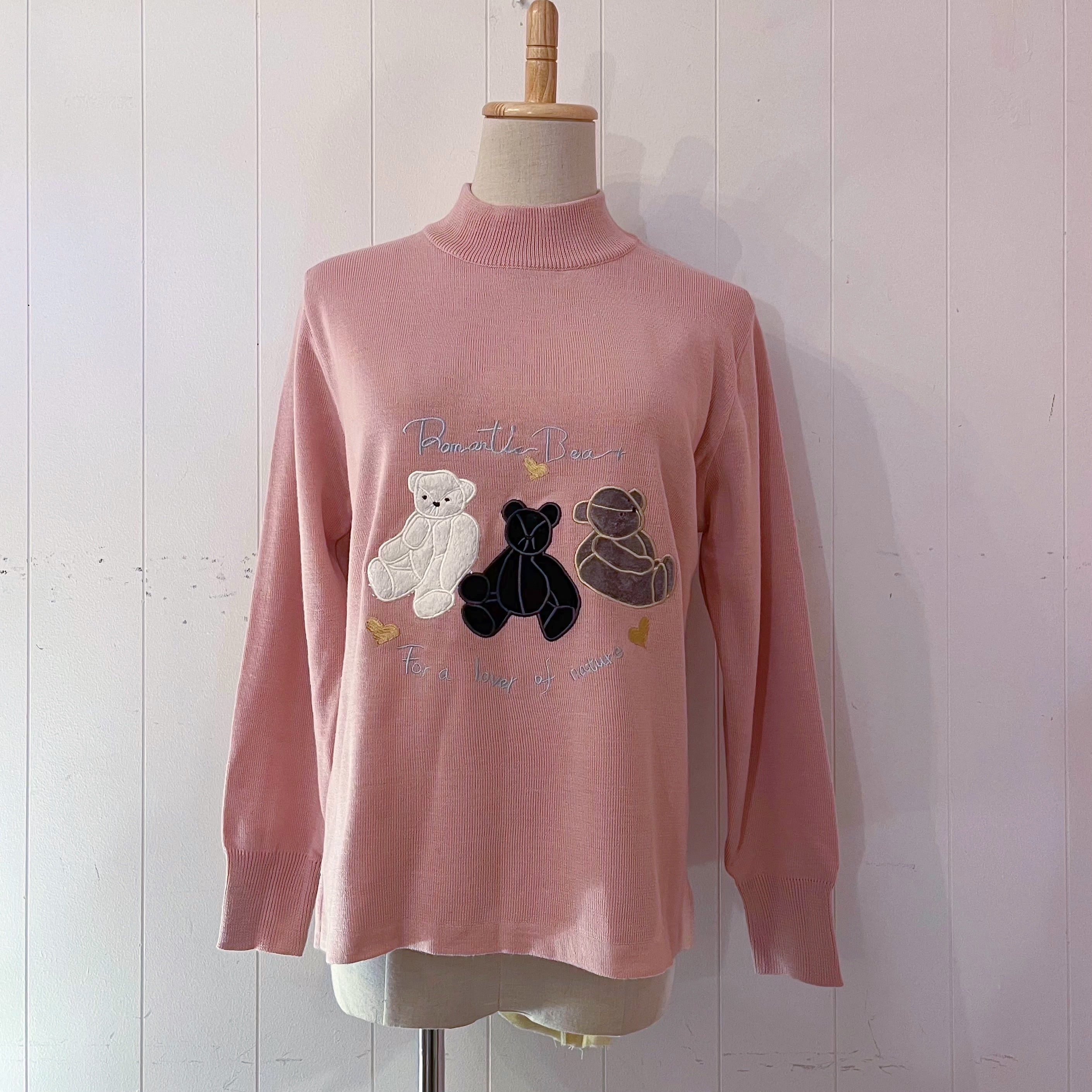 bear applique pink knit sweater