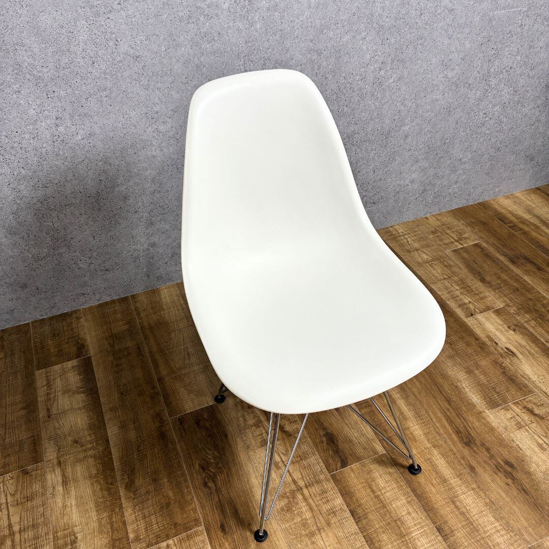 Herman Miller Eames Molded Plastic Side Shell Chair ハーマンミラー
