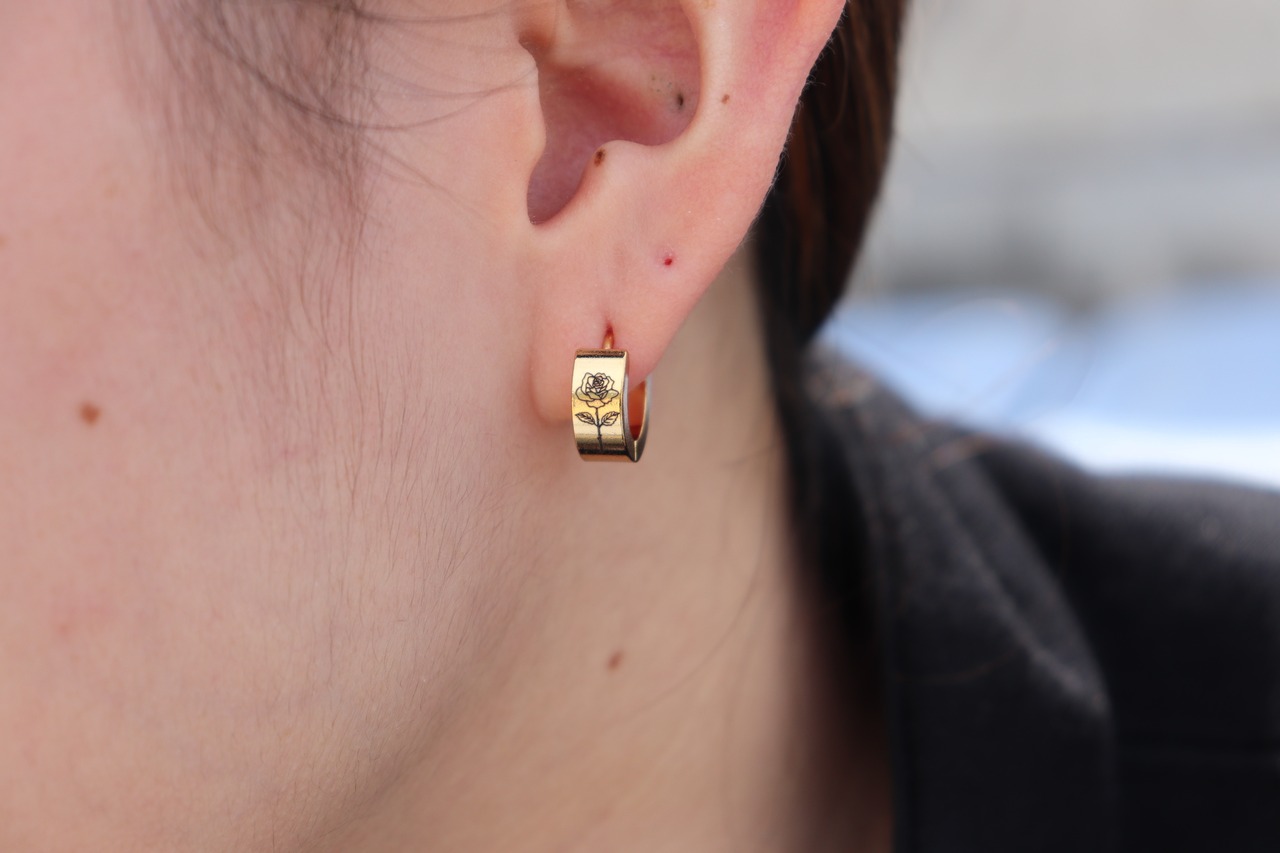 ROSE NOIR Pierce
