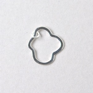 Hanae float ring チャーム
