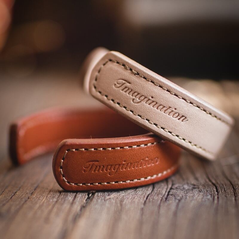 レザーバングルブレスレット A18579