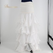 ベリーダンス オリエンタル 衣装 スカート ホワイト系 白 真っ白 クリーム色 レース フリル ロング 無地 シンプル 光沢 練習 舞台 発表会 イベント ボリューム スカート丈 ダンス衣装 コスチューム ダンス