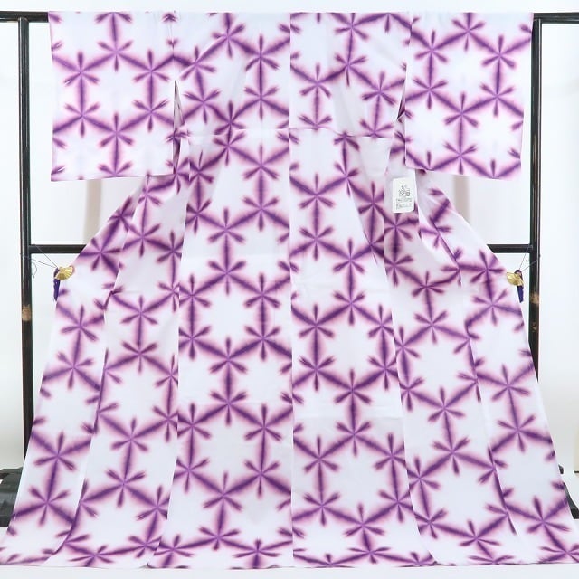 有松鳴海絞り　浴衣　広衿仕立て　花　（213） 有松鳴海絞り 浴衣 広衿仕立て 花 （213） 有松鳴海絞り 浴衣 広衿