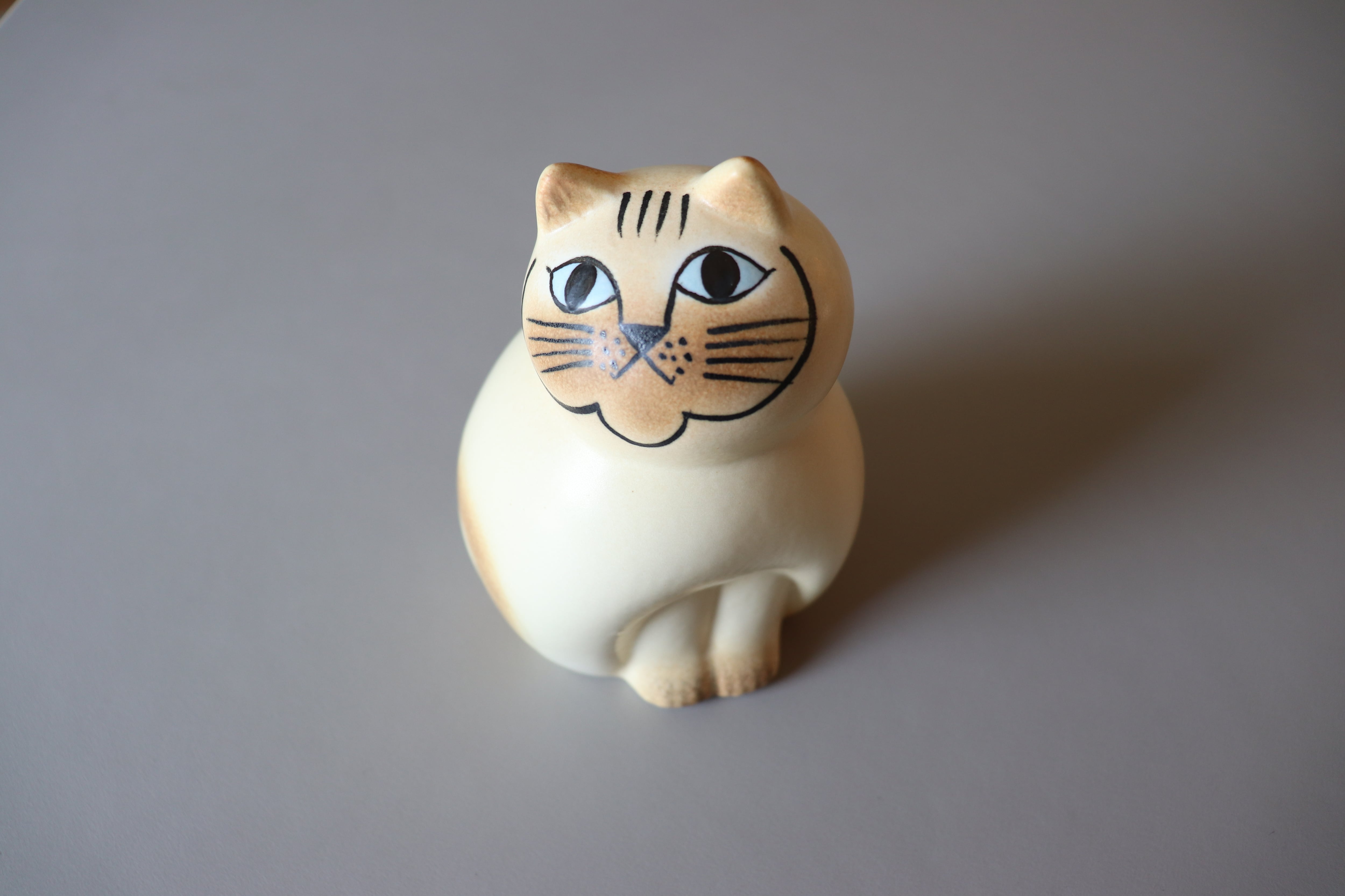 Lisa Larson/リサラーソン キャットミア セミミディアム ホワイト/ブラウン