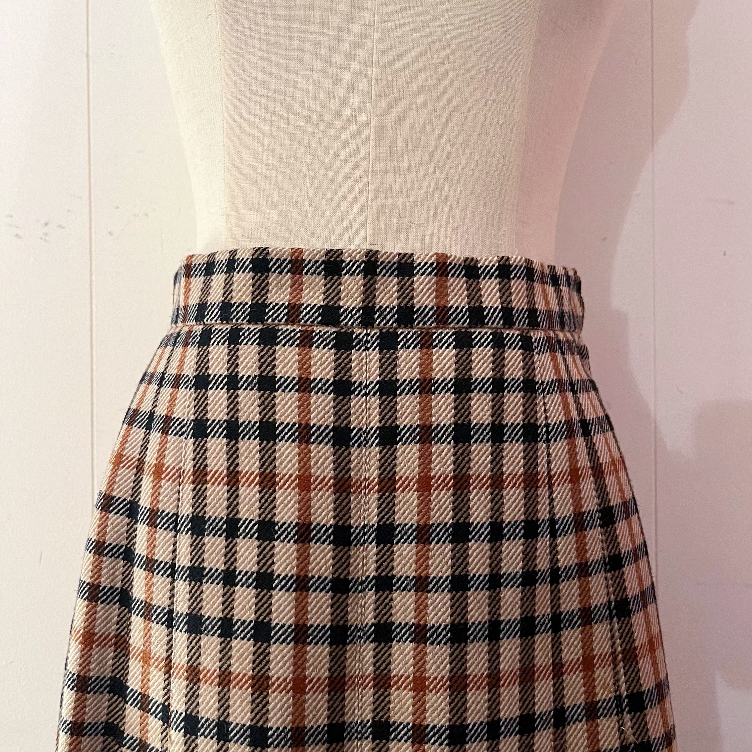 beige check tuck skirt