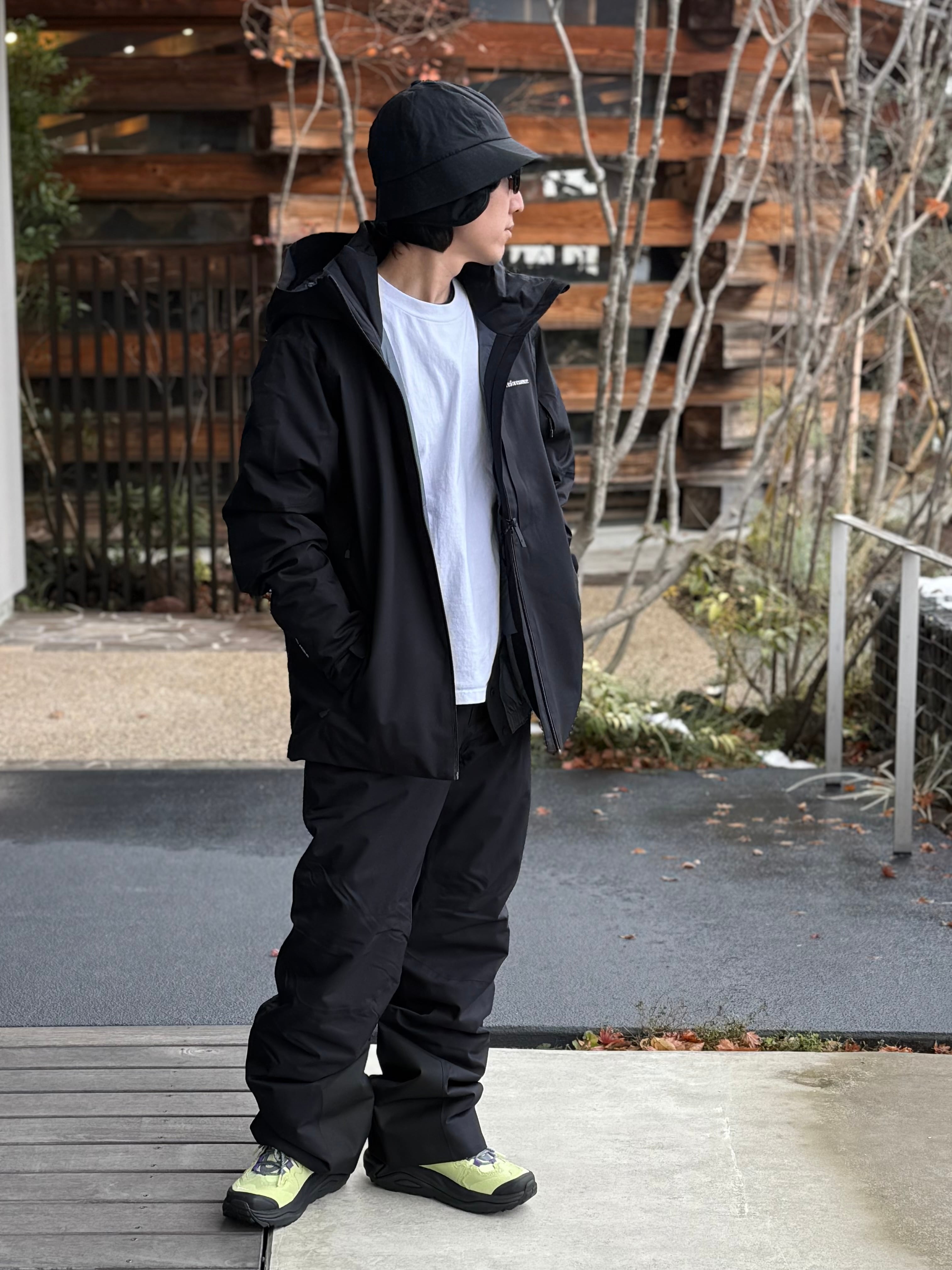 PeakPerfomance ピークパフォーマンス【Maroon Insulated Jacket