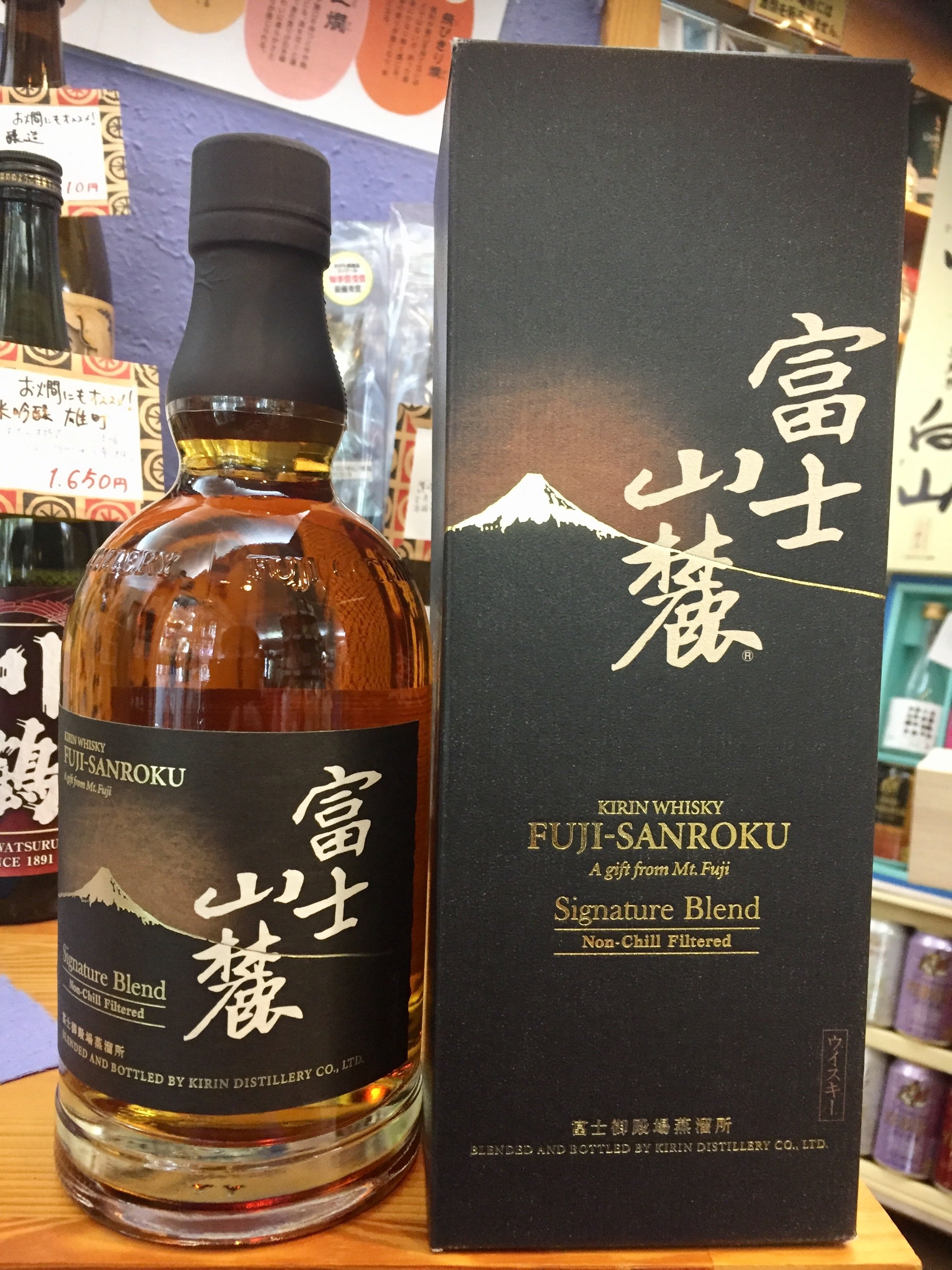 KIRIN】国産ウイスキー『富士山麓 Signature Blend(シグニチャー KIRIN】国産ウイスキー『富士山麓 Signature Blend(シグニチャー