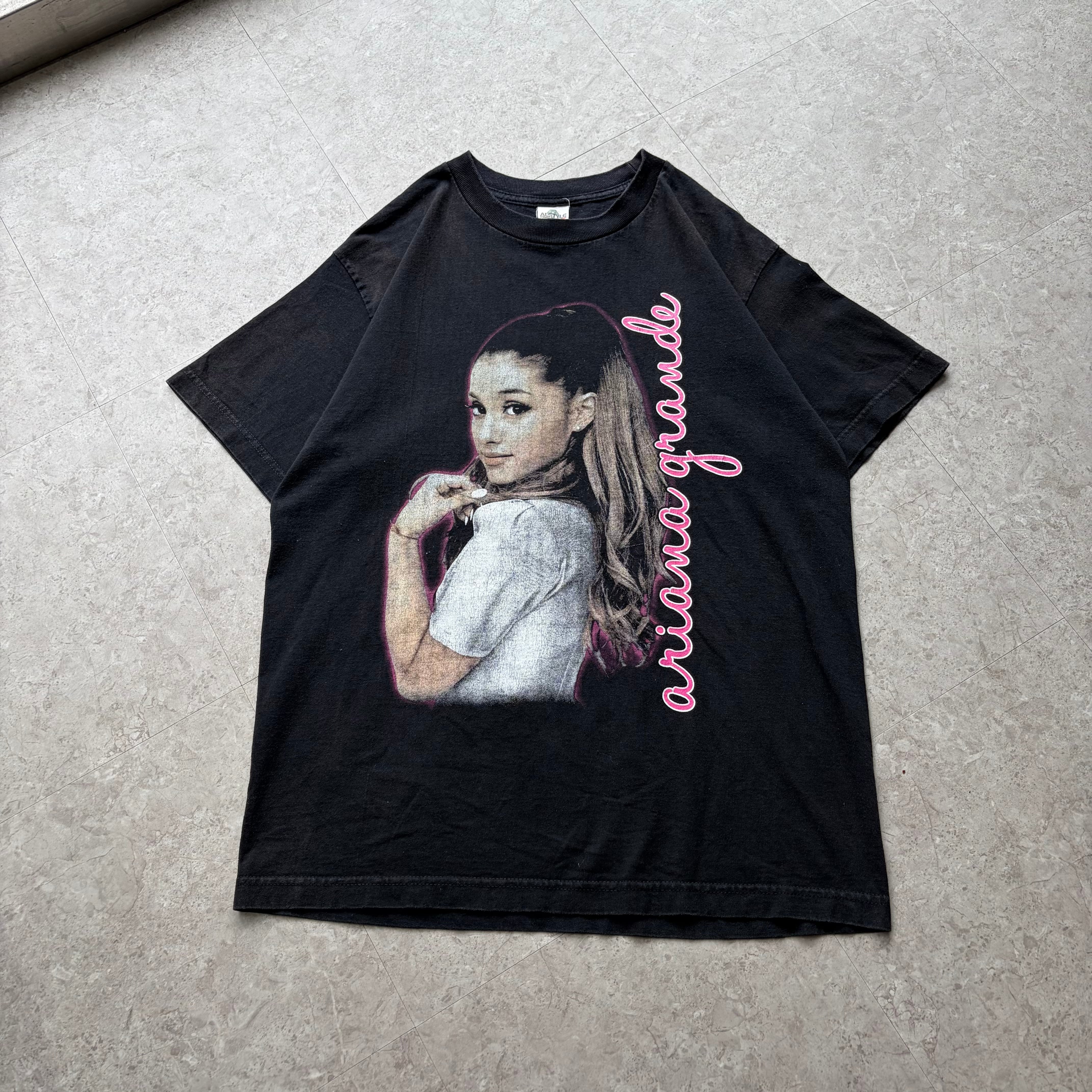 2015s Ariana Grande "Honeymoon Tour" T-shirt【仙台店】