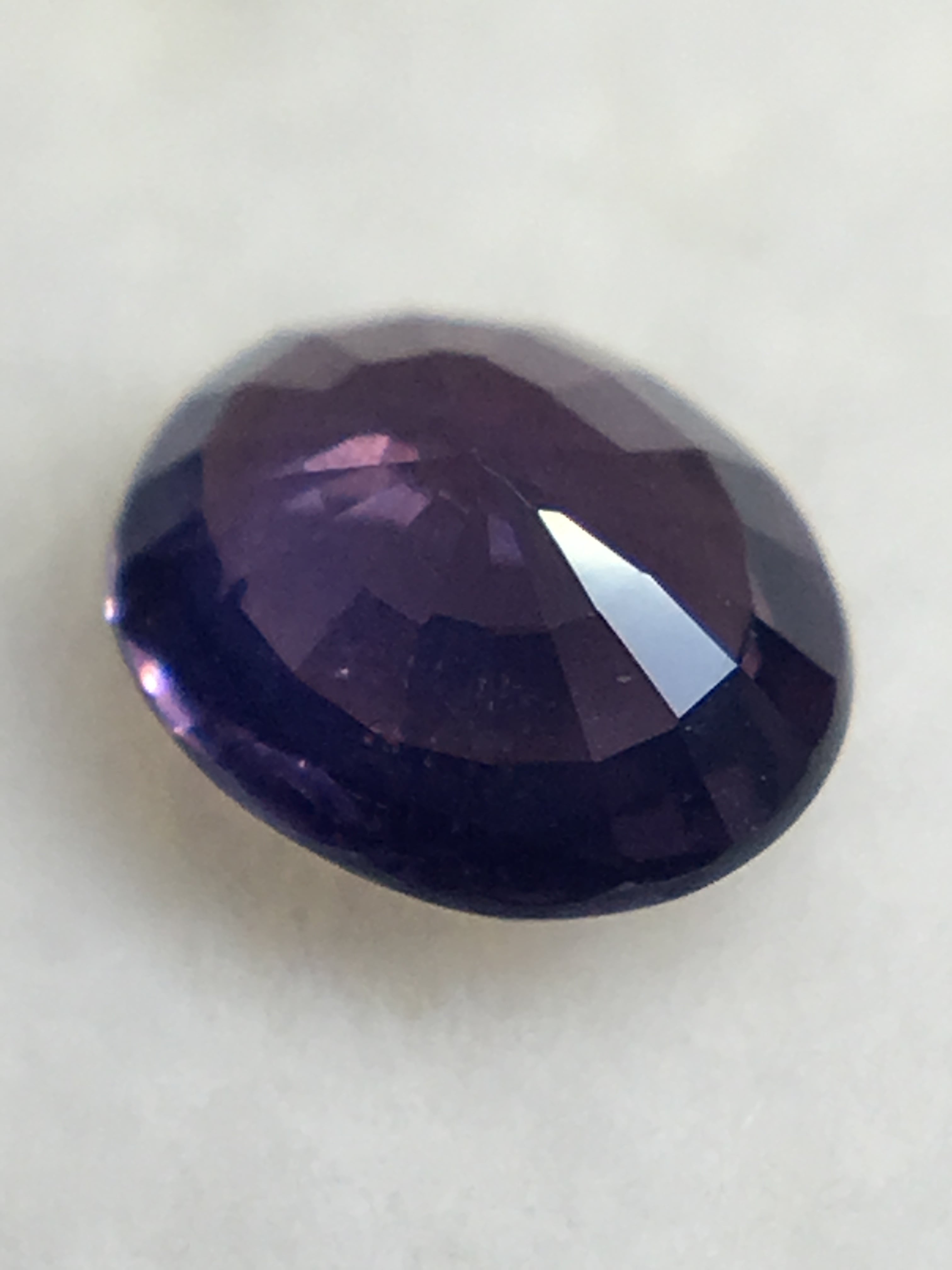 妖しげなふたつの魅力 0.9ct UP 天然 シルキー カラーチェンジ