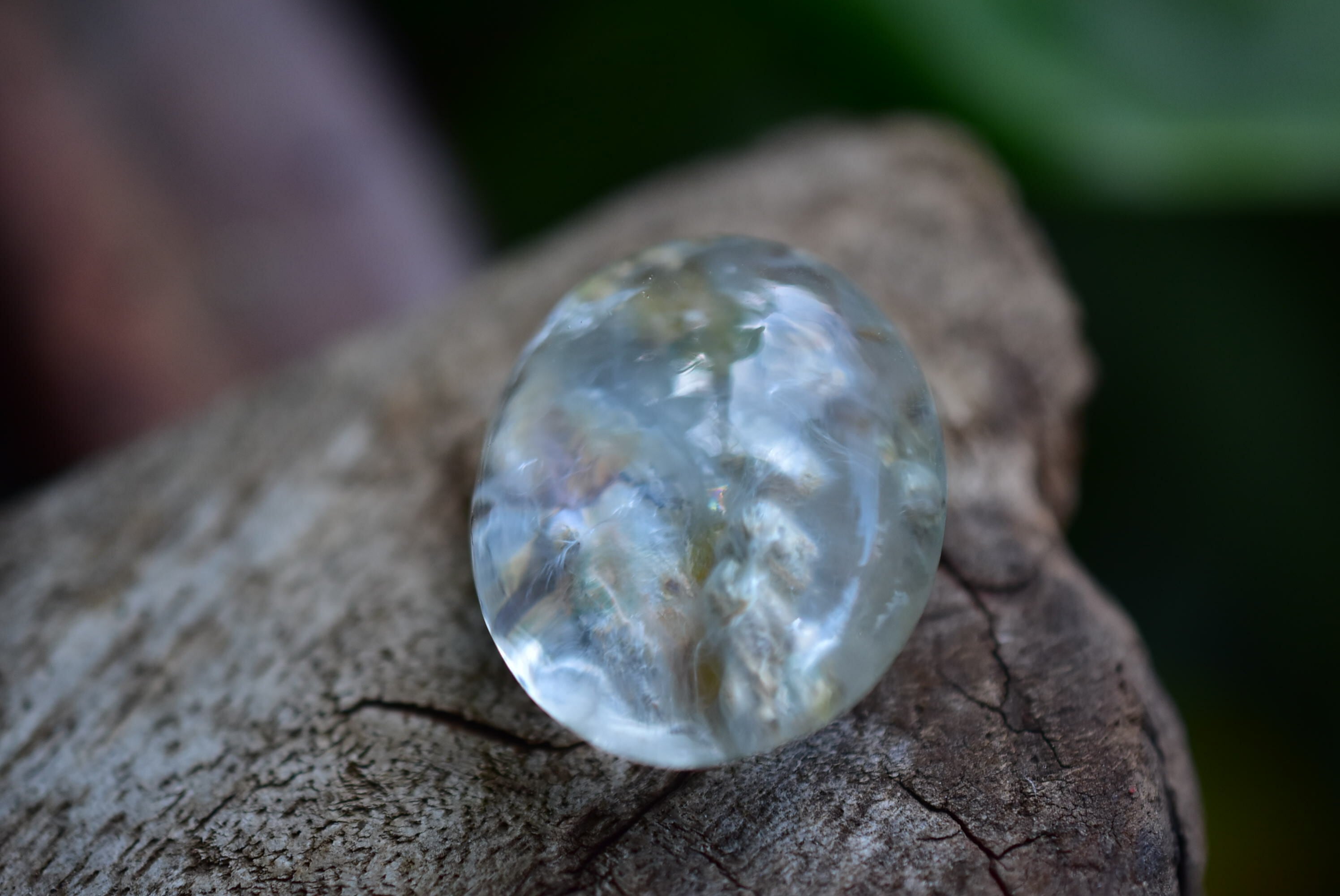 虹入り☆ホワイトガーデンクォーツ ルース s11 | Funky garuda