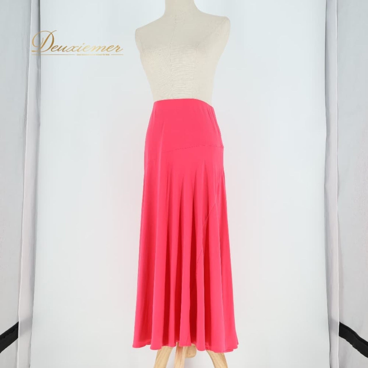 社交ダンス 衣装 スカート ピンク系 チャコット Chacott 日本製 練習 レッスン 無地 シンプル 鮮やか 上品 かわいい 伸縮 ストレッチ おしゃれ 明るい ダンス衣装 イベント ステージ パーティー