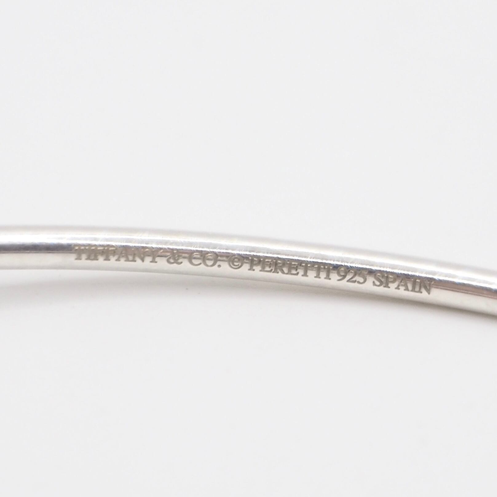 TIFFANY シルバー ティアドロップ バングル TIFFANY & Co 