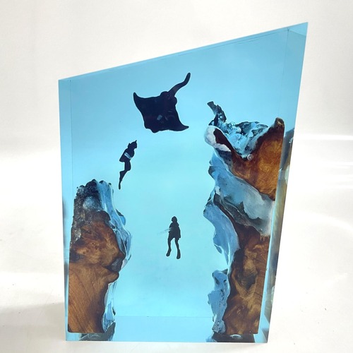 エイ＆ダイバー レジンランプ 手作り オーシャンライト 水中冒険装飾品 ベッドサイドランプ ギフト ボーイフレンド ガールフレンド